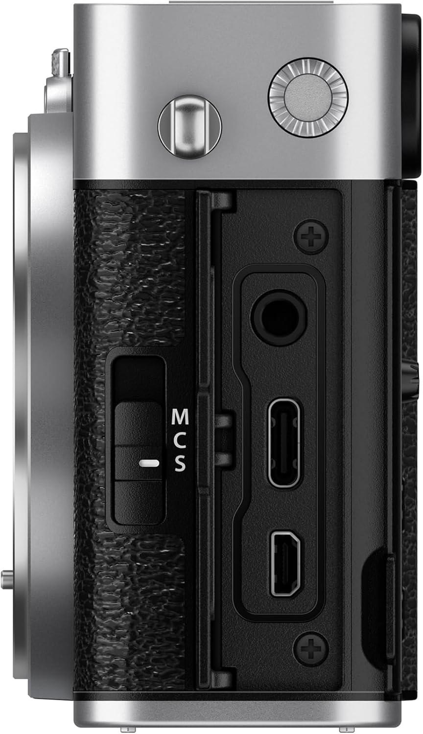 Leica Q2 Monochrom Full-Frame Compact Camera with Summilux 28mm f/1.7 ASPH Lens – Matte Black